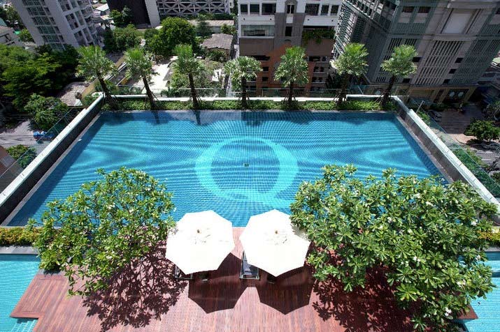 รูปภาพ คิว หลังสวน (Q Langsuan)