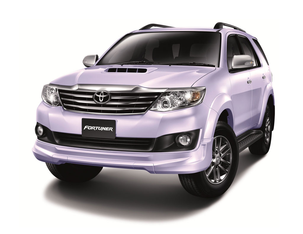 รูปภาพ โตโยต้า Toyota Fortuner 3.0 V 2WD 50th Anniversary ปี 2012