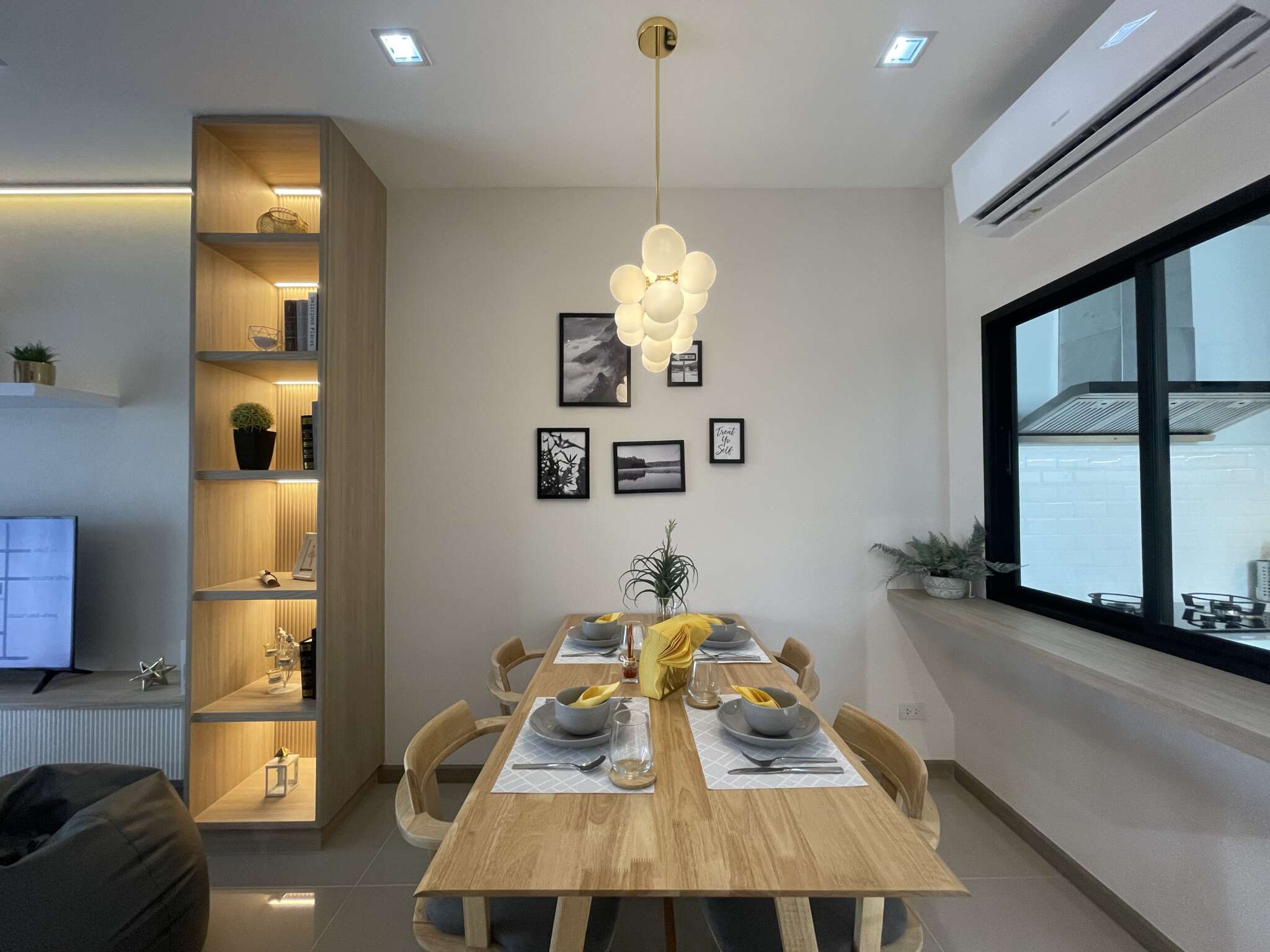 รูปภาพ ธัญดา พลัส วงแหวนฯ - เทพารักษ์ (Thanda Plus Wongwaen - Theparak)