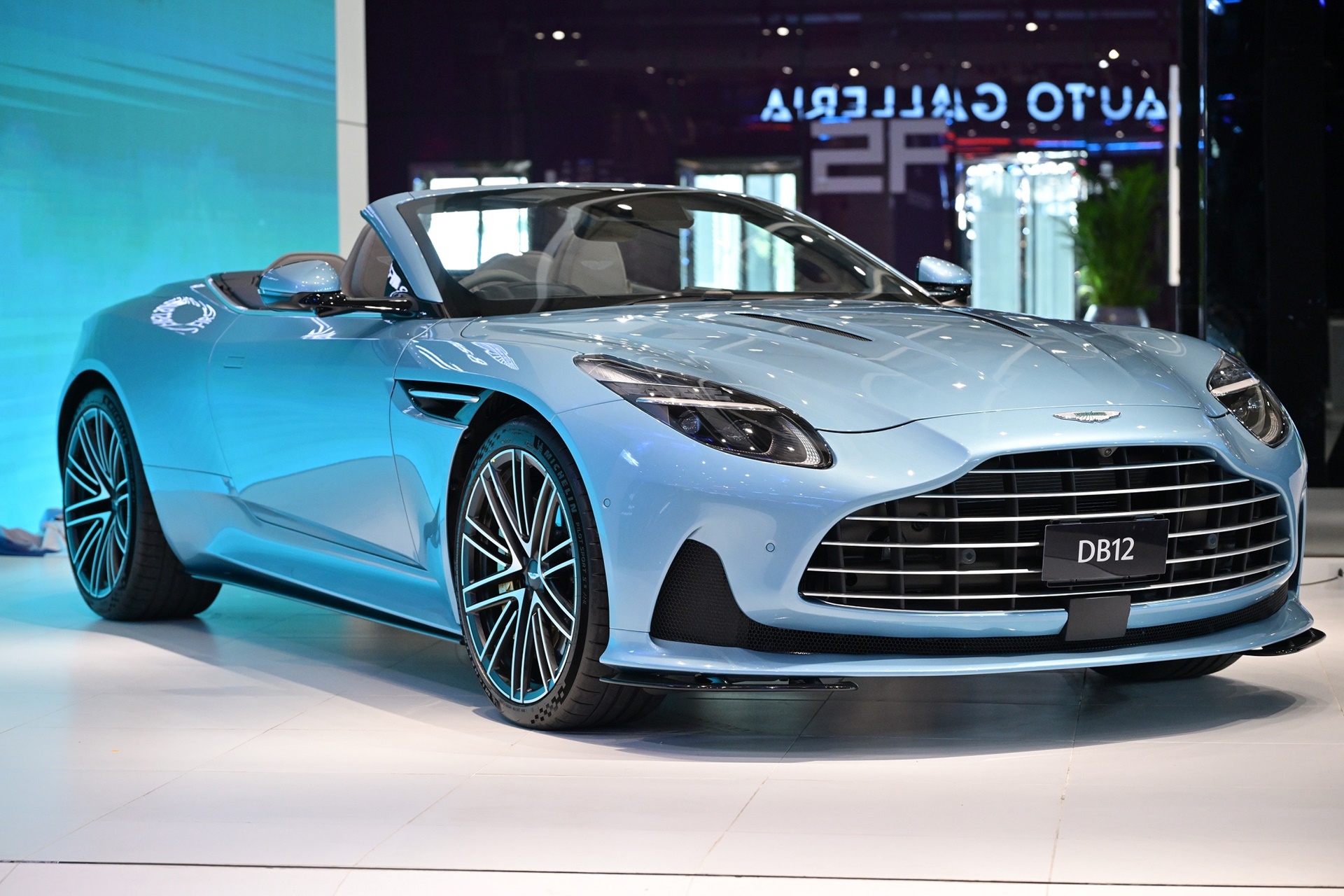 รูปภาพ แอสตัน มาร์ติน Aston Martin DB12 Volante ปี 2024