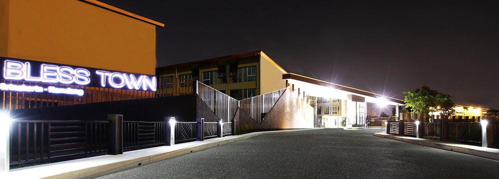 รูปภาพ เบล็สทาวน์ ศรีนครินทร์ - หนามแดง (Bless Town Srinakarin - Namdaeng)