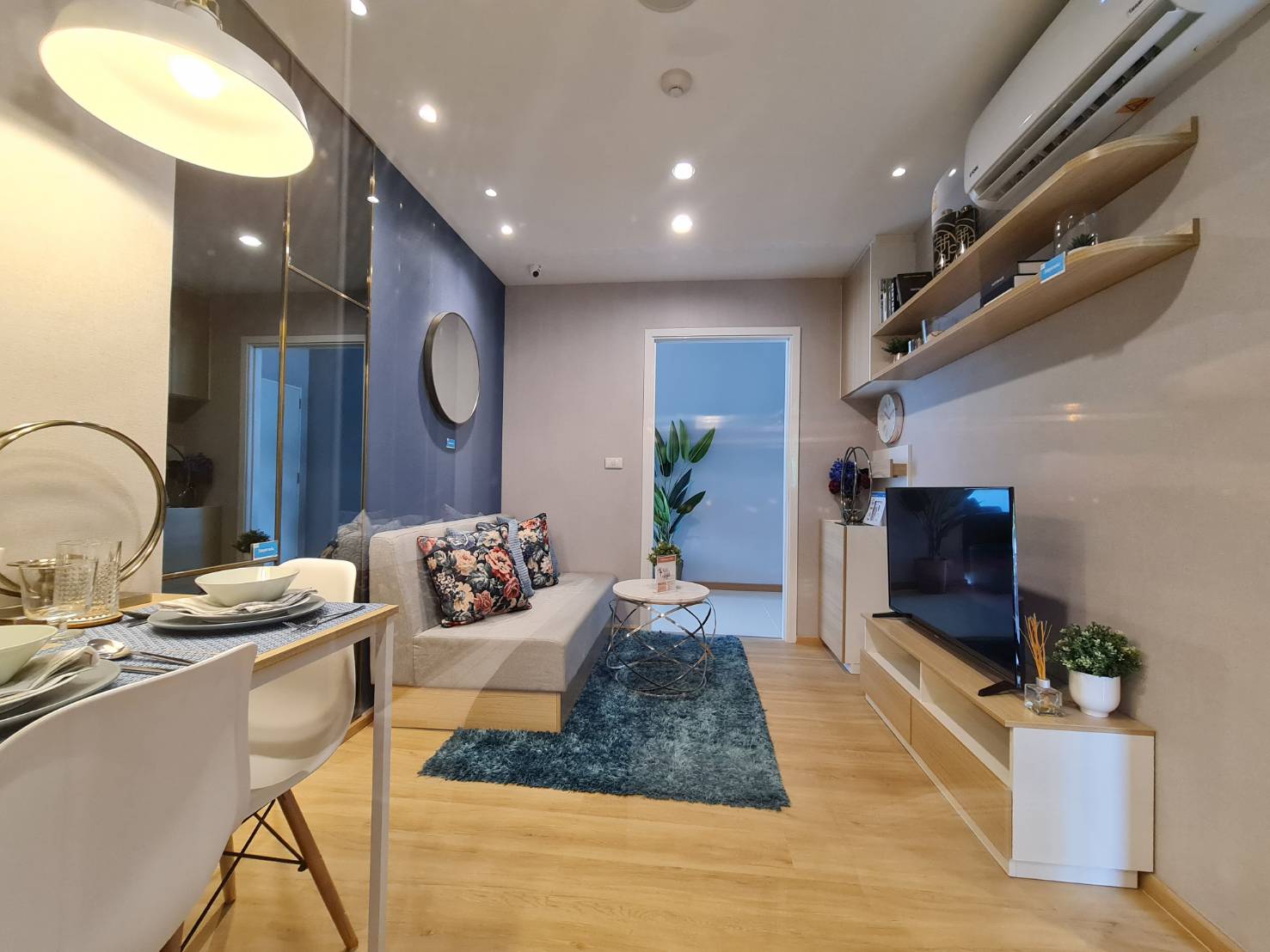 รูปภาพ เสนาคิทท์ บีทีเอส สะพานใหม่ (Senakith Bts Saphanmai)