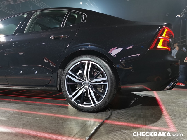 รูปภาพ วอลโว่ Volvo S60 Recharge Plug-in Hybrid R-Design ปี 2022