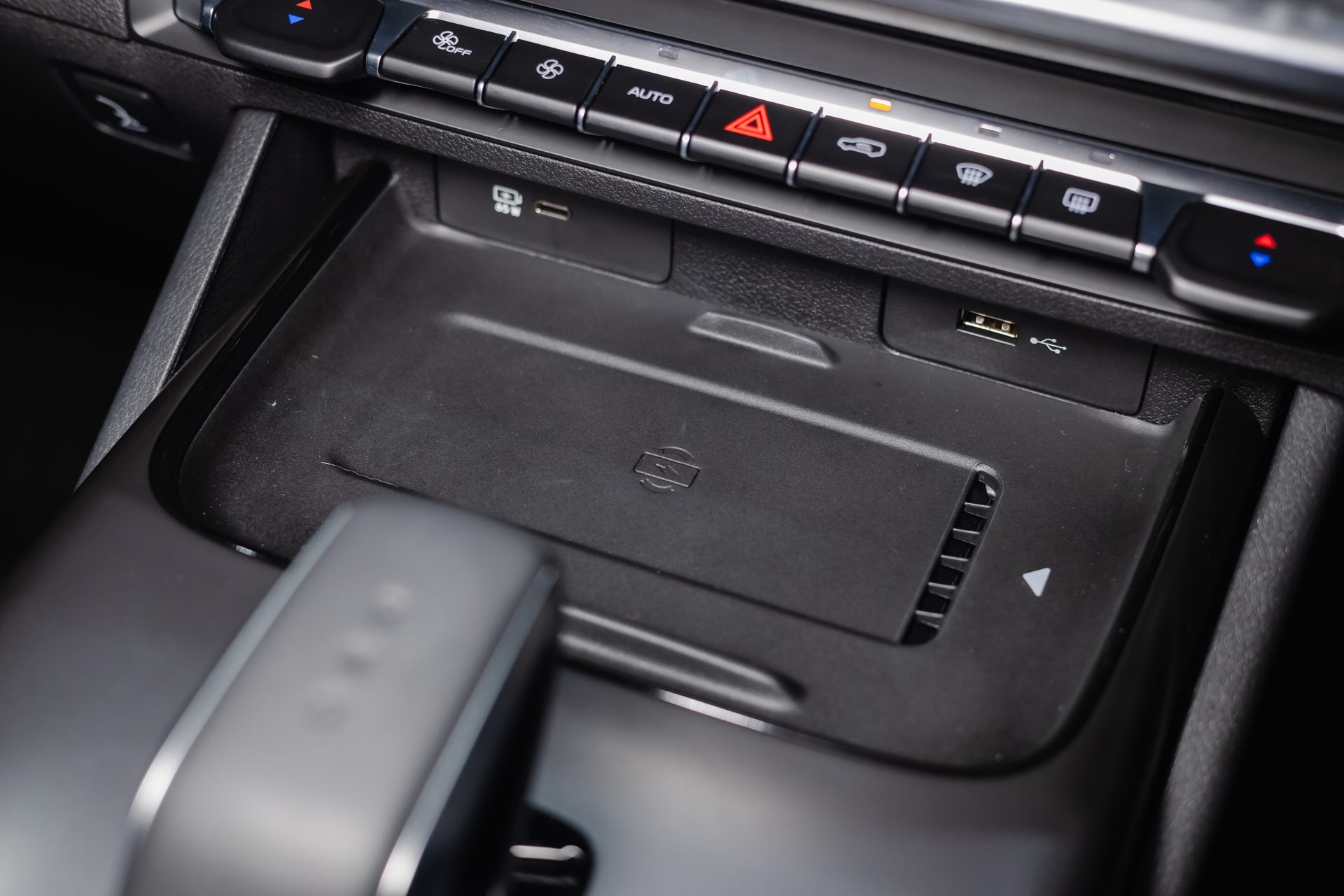 รูปภาพ ริดดารา Riddara RD6 4WD 86 kWh Sunroof ปี 2025