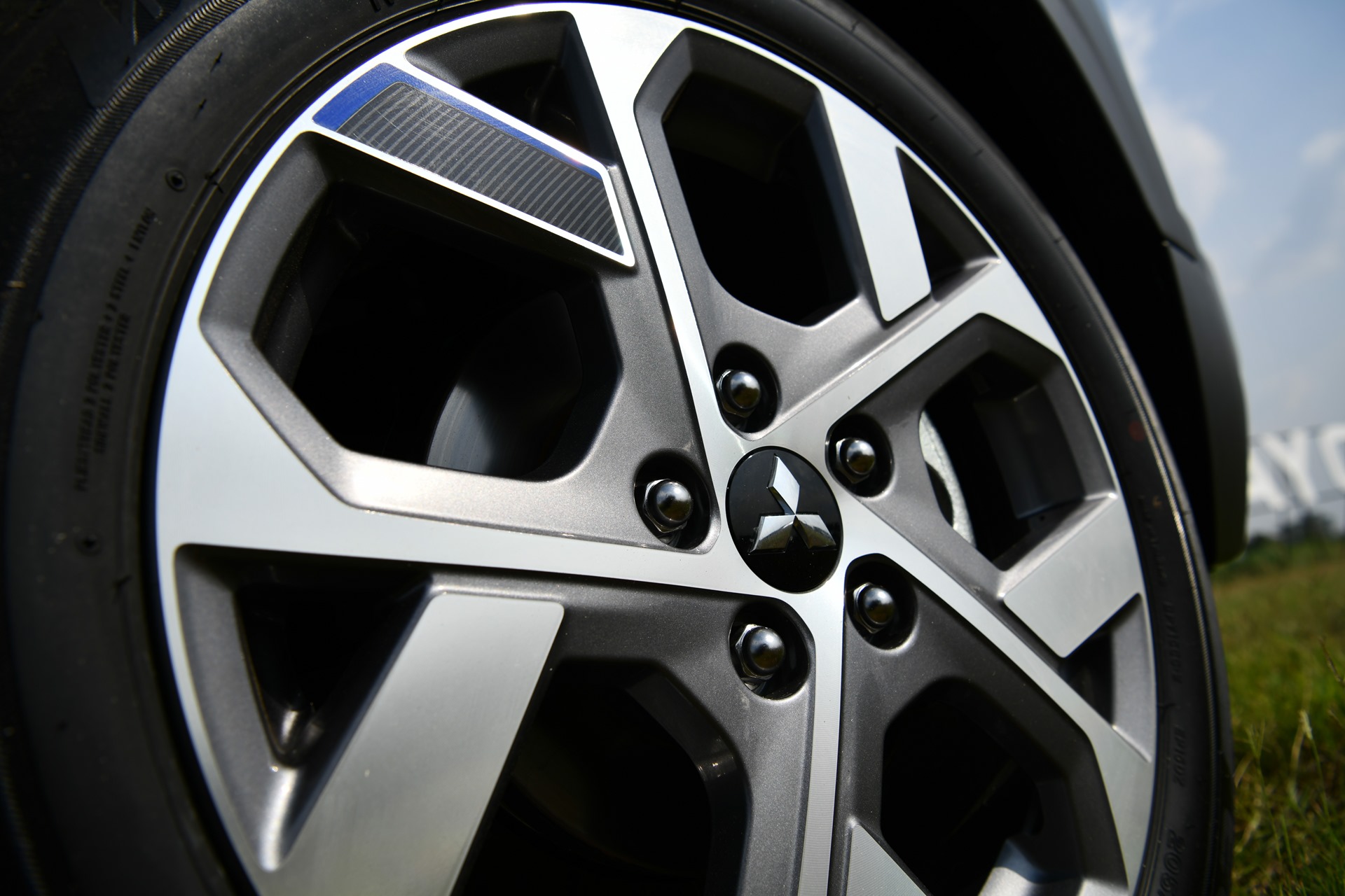 รูปภาพ มิตซูบิชิ Mitsubishi Xpander Cross HEV ปี 2024