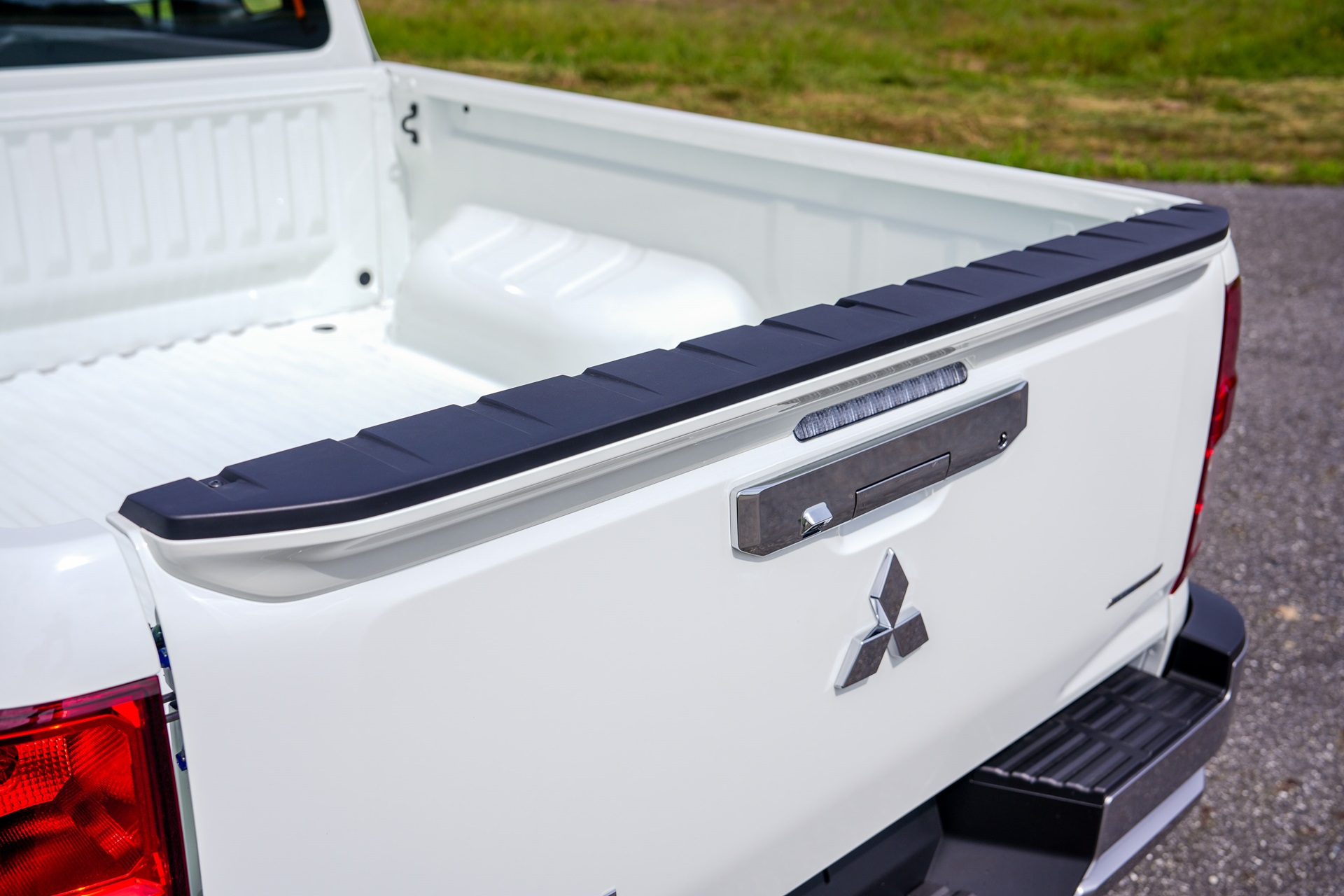 รูปภาพ มิตซูบิชิ Mitsubishi Triton Mega Cab LR 2.4 Pro ปี 2023