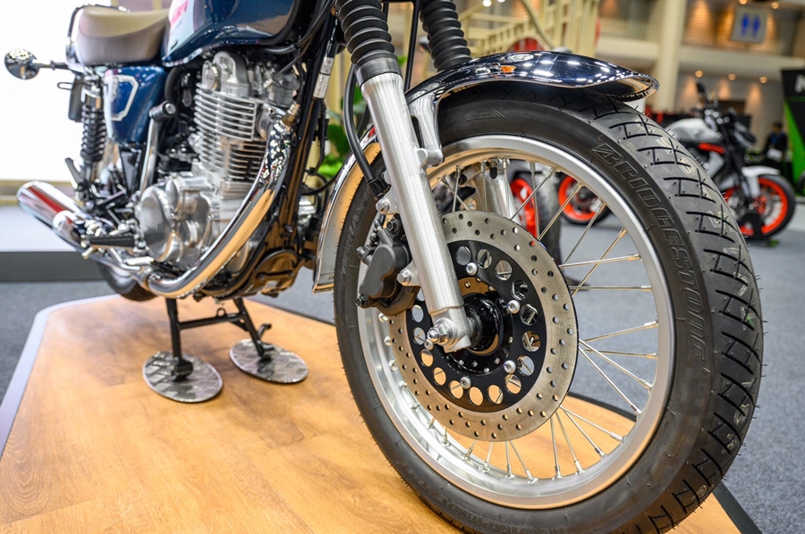 รูปภาพ ยามาฮ่า Yamaha SR400 (Standard) ปี 2020