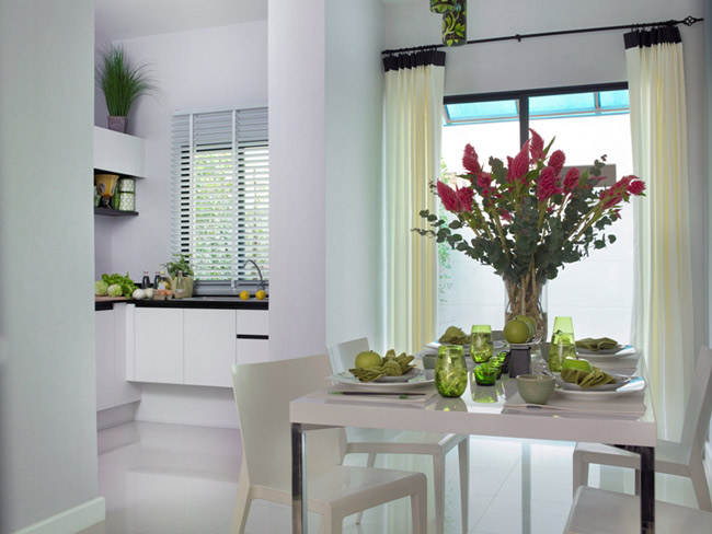 รูปภาพ ซิกเนเจอร์ เอกชัย 64/5 (Sixnature Ekachai 64/5)