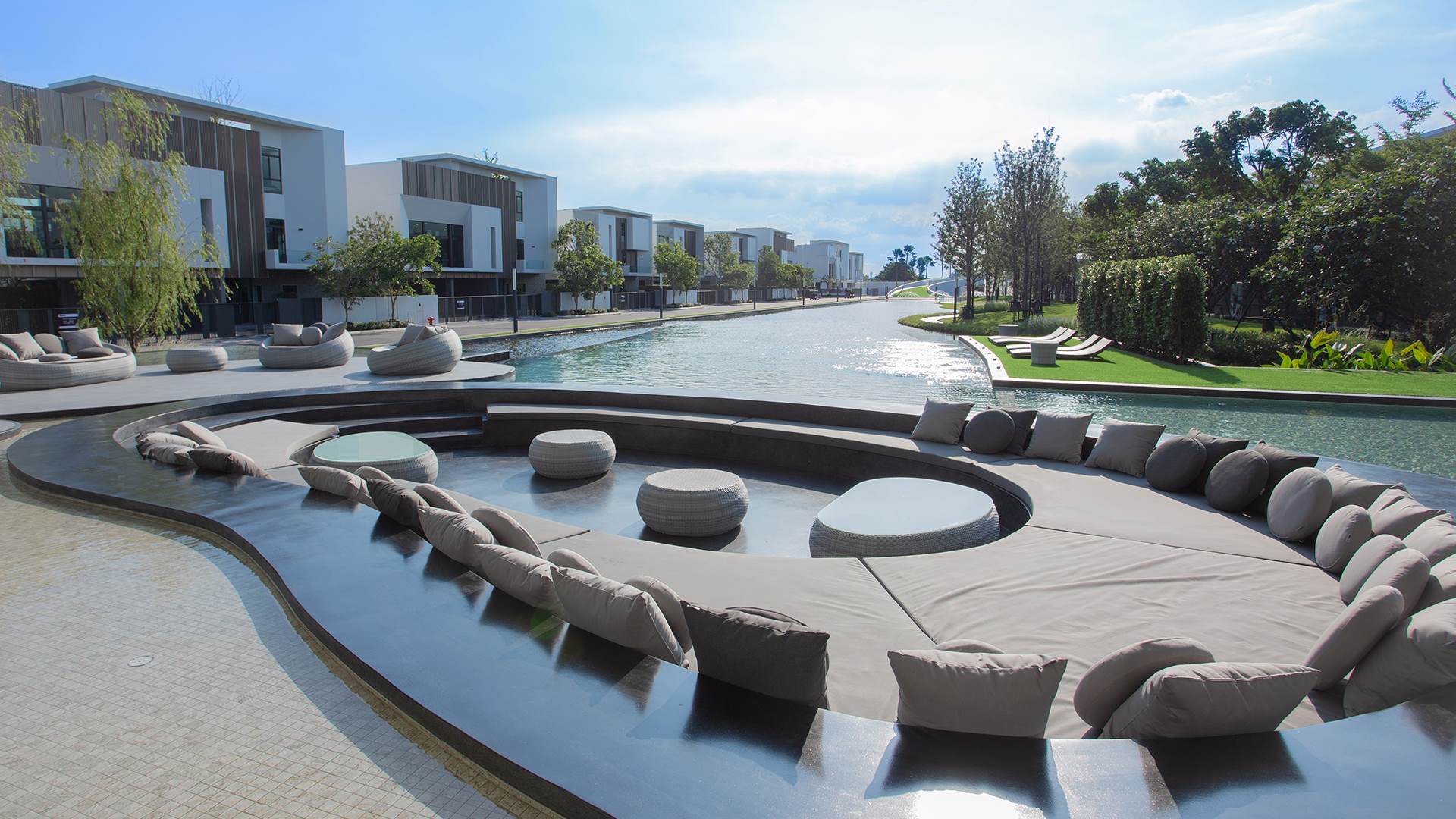 รูปภาพ นันทวัน พระราม 9 - ศรีนครินทร์ (Nantawan Rama 9 - Srinakarin)