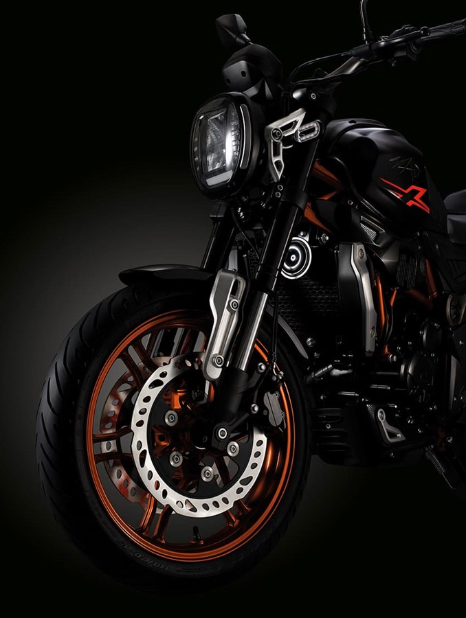 รูปภาพ จีพีเอ็กซ์ GPX MAD 300 MAX MY2020 ปี 2020