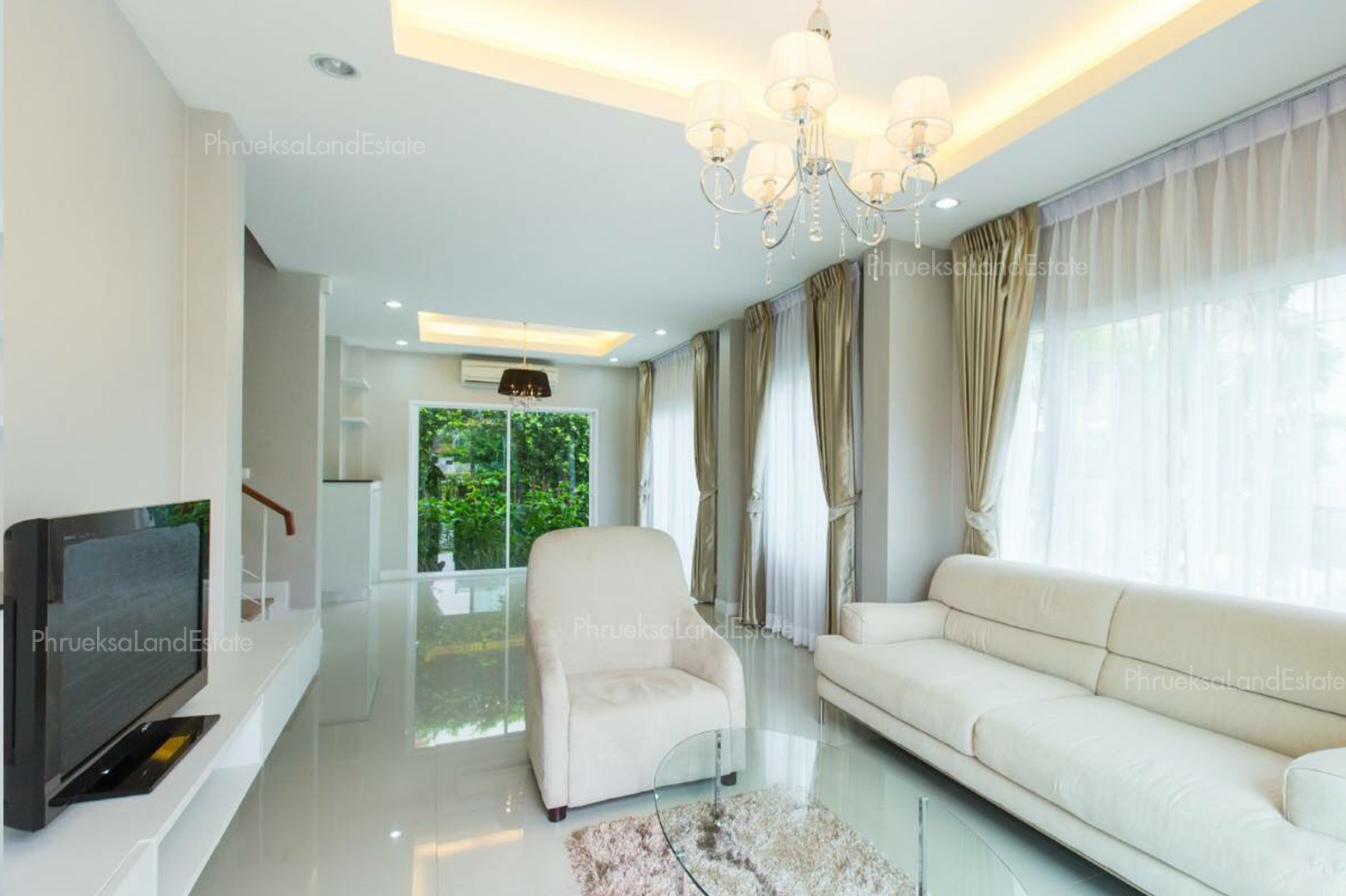 รูปภาพ ดิ โอโซน อัสสัมชัญ - ศรีราชา (The Ozone Tigerzoo - Sriracha)