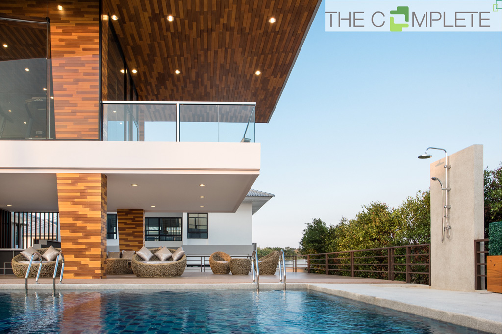 รูปภาพ เดอะ คอมพลีท (The Complete)