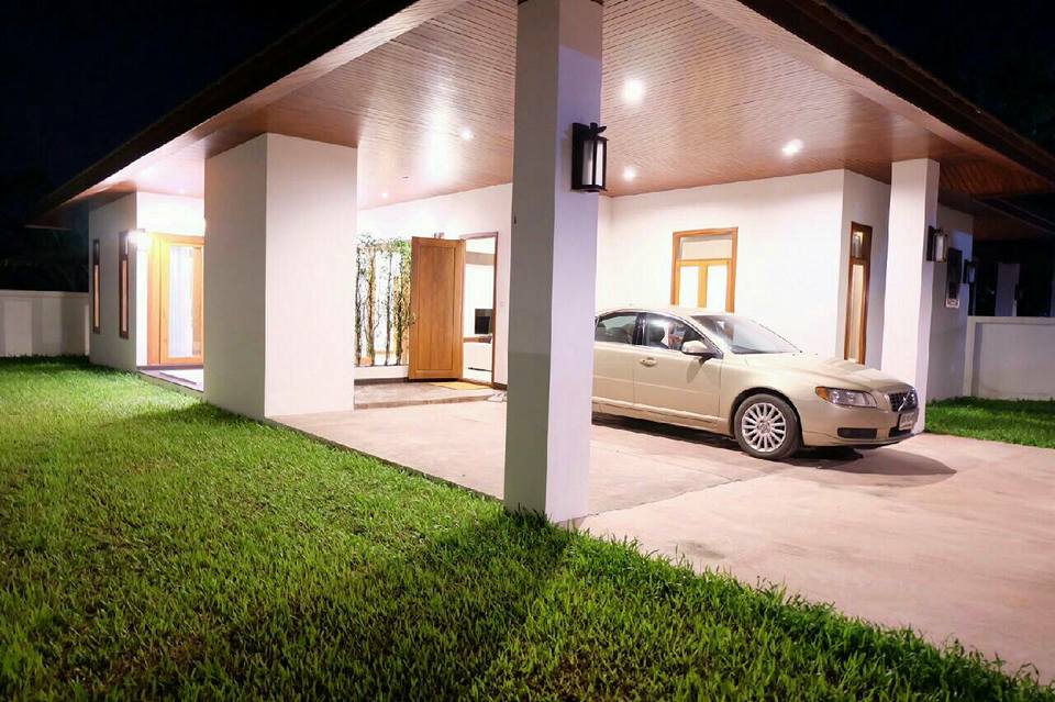 รูปภาพ เดอะธีค ไฮด์อเวย์ ไพรเวท เรสซิเดนซ์ (The Teak Hideaway Private Residences)