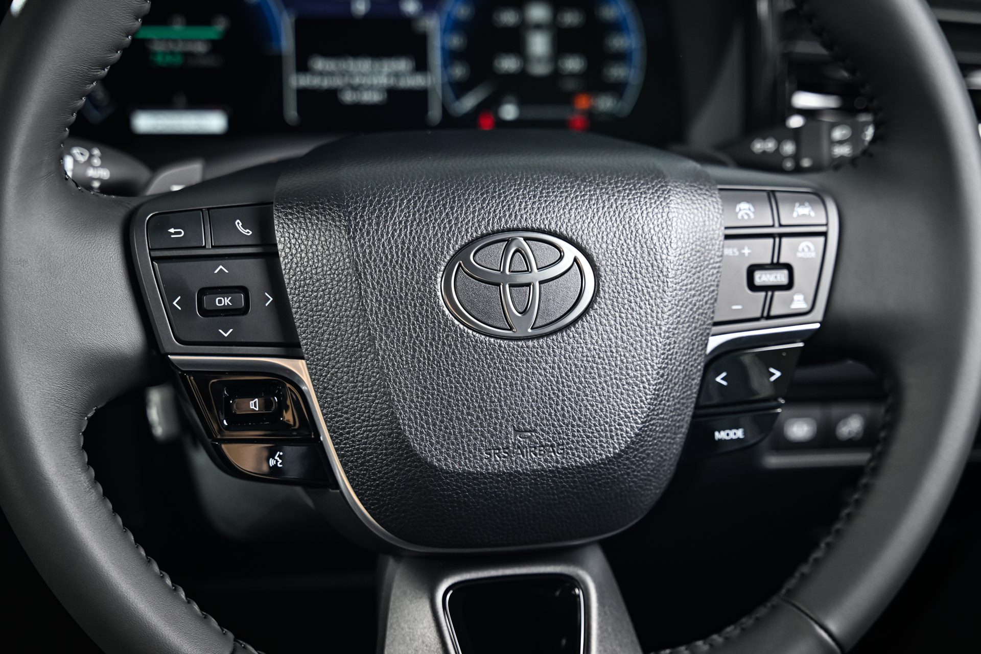 รูปภาพ โตโยต้า Toyota Camry HEV Premium ปี 2024