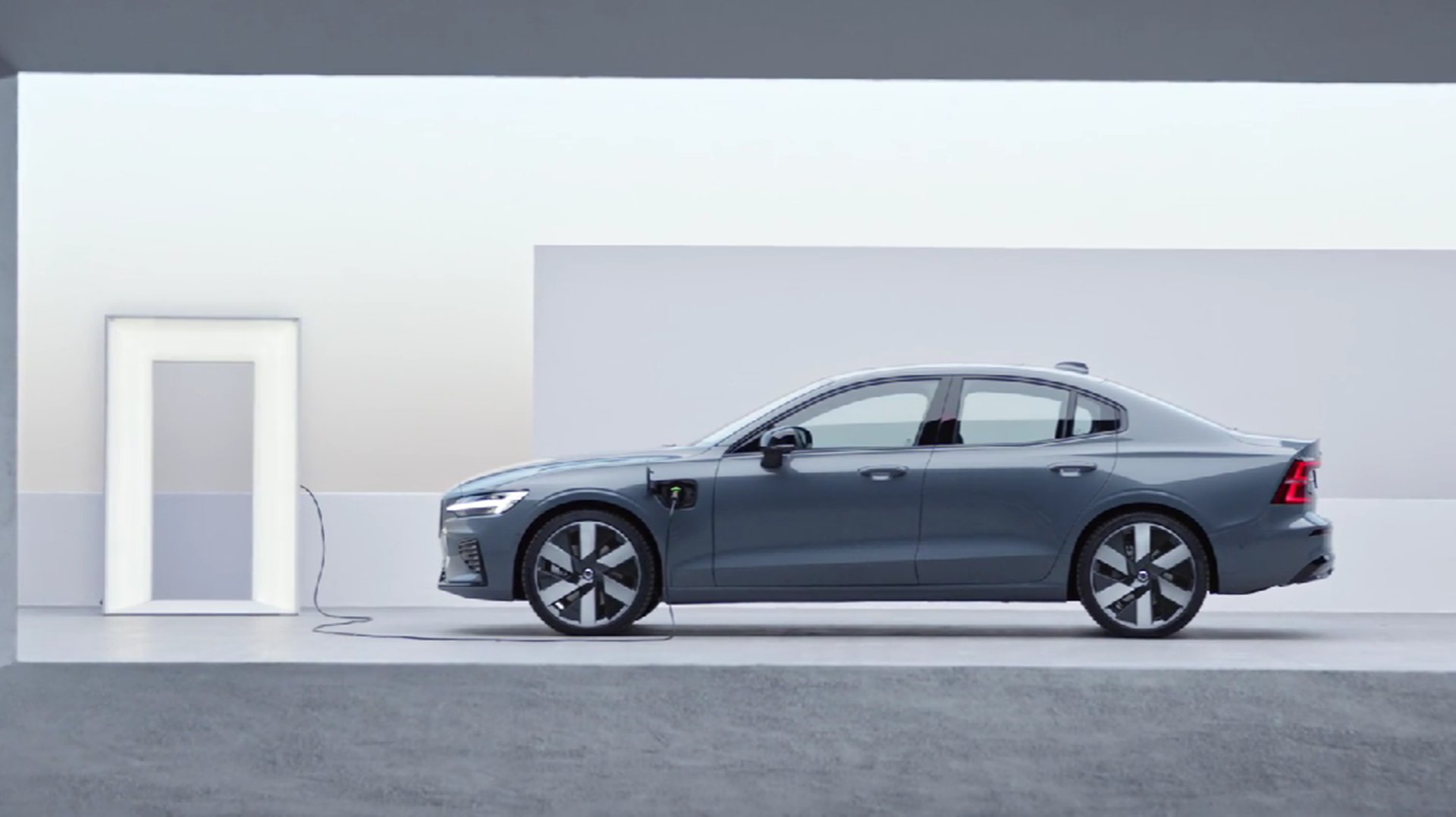 รูปภาพ วอลโว่ Volvo S60 Recharge Ultimate T8 Plug-in Hybrid Dark ปี 2023