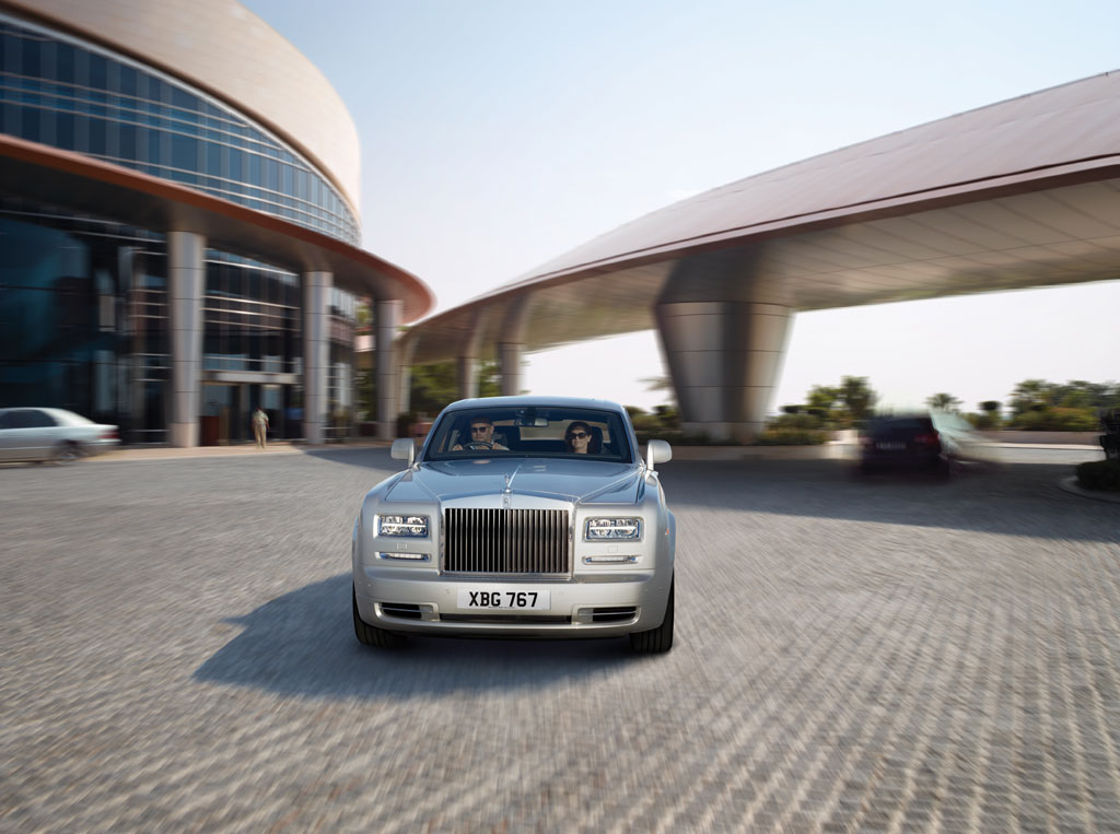 รูปภาพ โรลส์-รอยซ์ Rolls-Royce Phantom Series II Standard ปี 2012