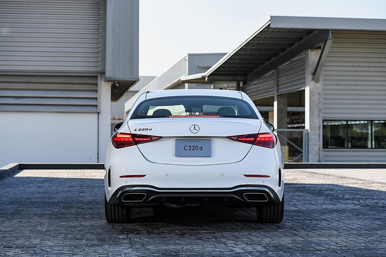 รูปภาพ เมอร์เซเดส-เบนซ์ Mercedes-benz C-Class C 220 d AMG Line ปี 2023