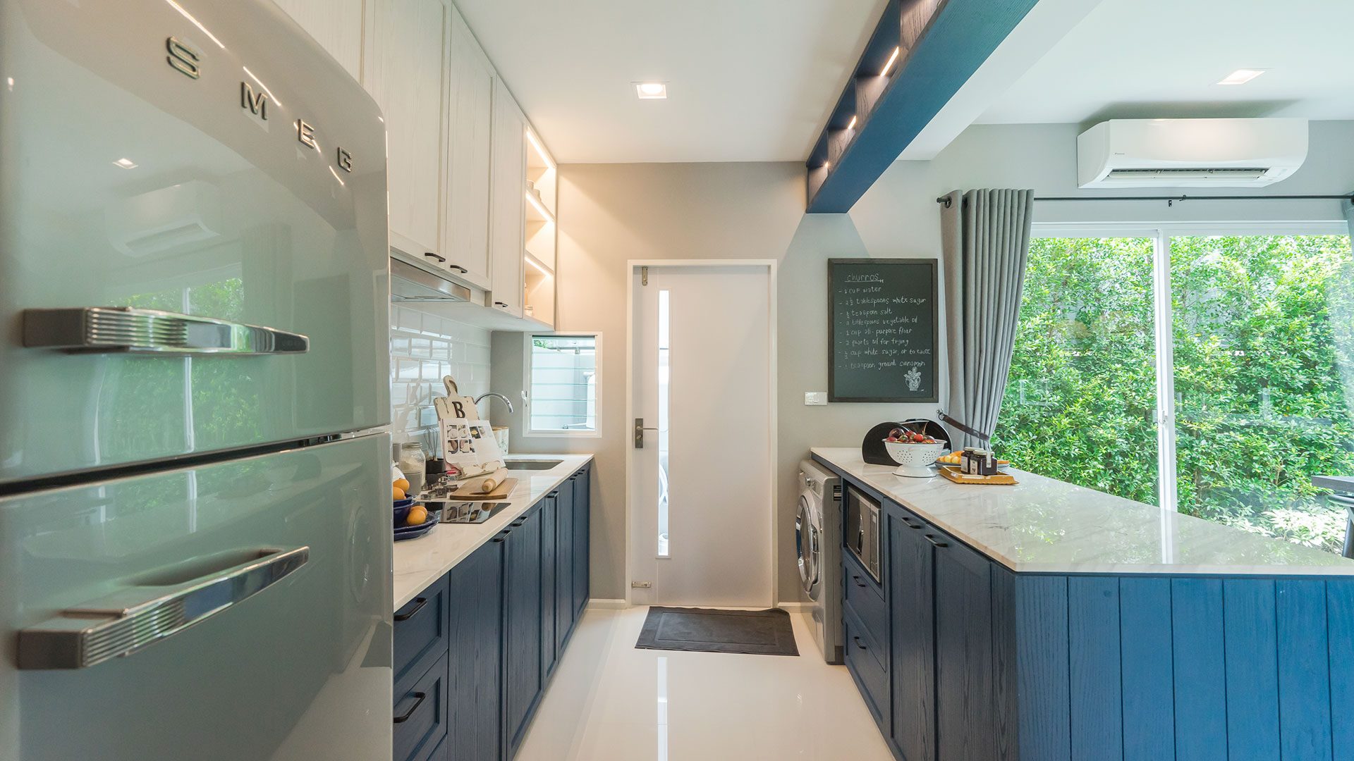 รูปภาพ อินดี้ เวสต์เกต (Indy Westgate)