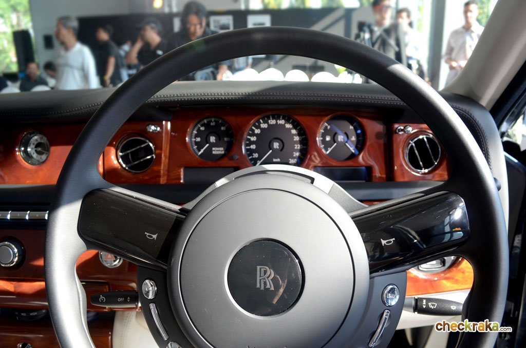 รูปภาพ โรลส์-รอยซ์ Rolls-Royce Phantom Series II LWB ปี 2012