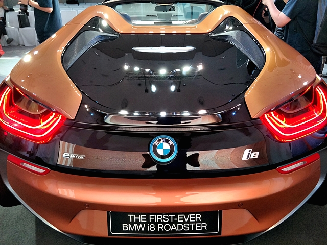 รูปภาพ บีเอ็มดับเบิลยู BMW i 8 Roadster ปี 2018