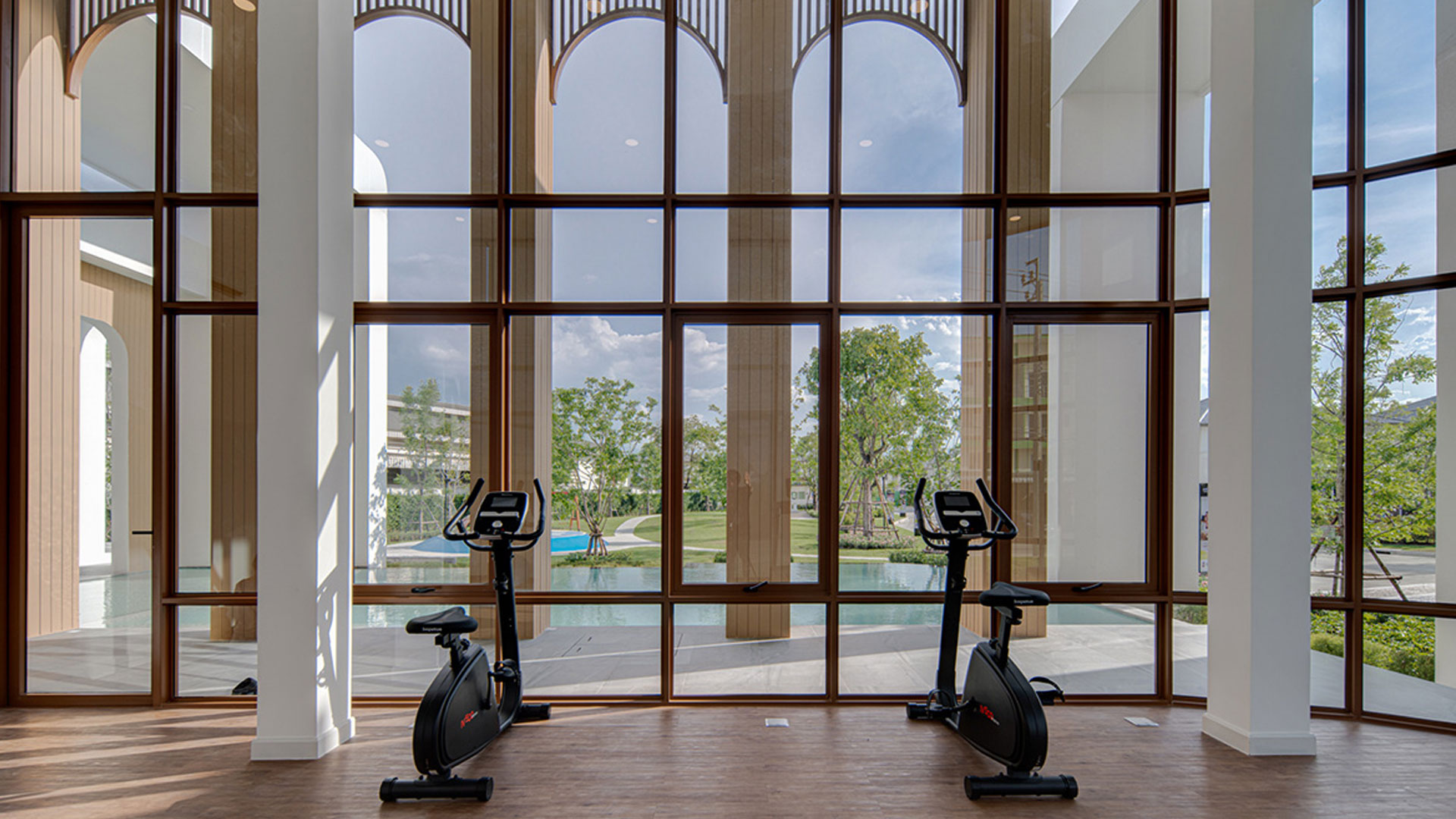 รูปภาพ โมเดน รังสิต คลอง 4-วงแหวน (MODEN Rangsit Klong 4-Wongwaen)