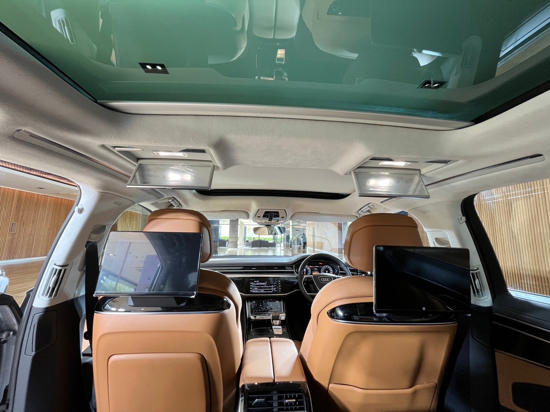 รูปภาพ อาวดี้ Audi A8 L 60 TFSI e quattro Prestige S line ปี 2023