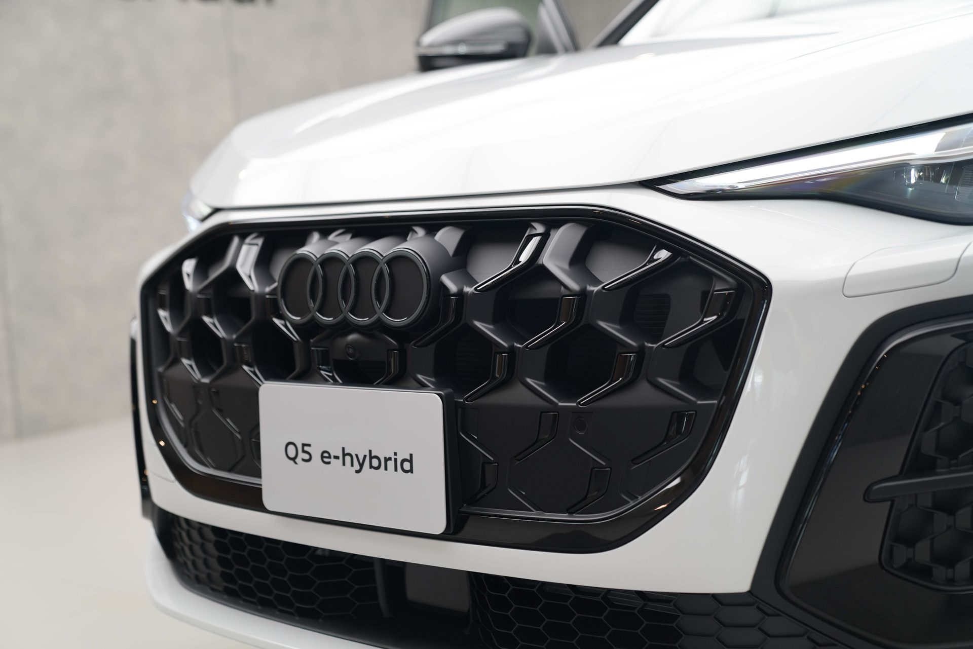 รูปภาพ อาวดี้ Audi Q5 Sportback e hybrid quattro Tech Pro ปี 2025