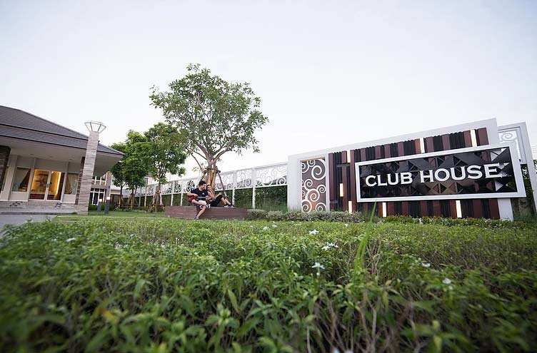 รูปภาพ ดิ ไอคอน 3 ประโดก (The icon 3 Pradok)