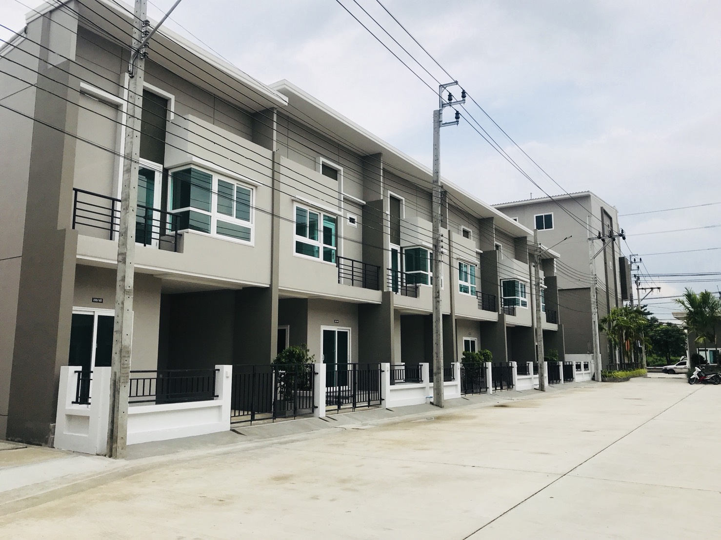 รูปภาพ พาทาโกเนีย รามอินทรา-นิมิตรใหม่ (Pataonia Ramintra-Nimitmai)