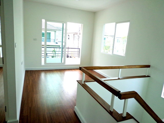 รูปภาพ ชัยพฤกษ์ ปิ่นเกล้า - สาย 5 (Chaiyapruk Pinklao-Sai 5)