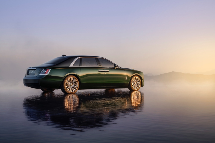 รูปภาพ โรลส์-รอยซ์ Rolls-Royce Ghost Extended Wheelbase MY2020 ปี 2020