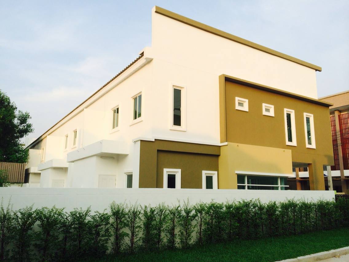 รูปภาพ พิบูลย์ โฮมทาวน์ (Piboon Hometown)