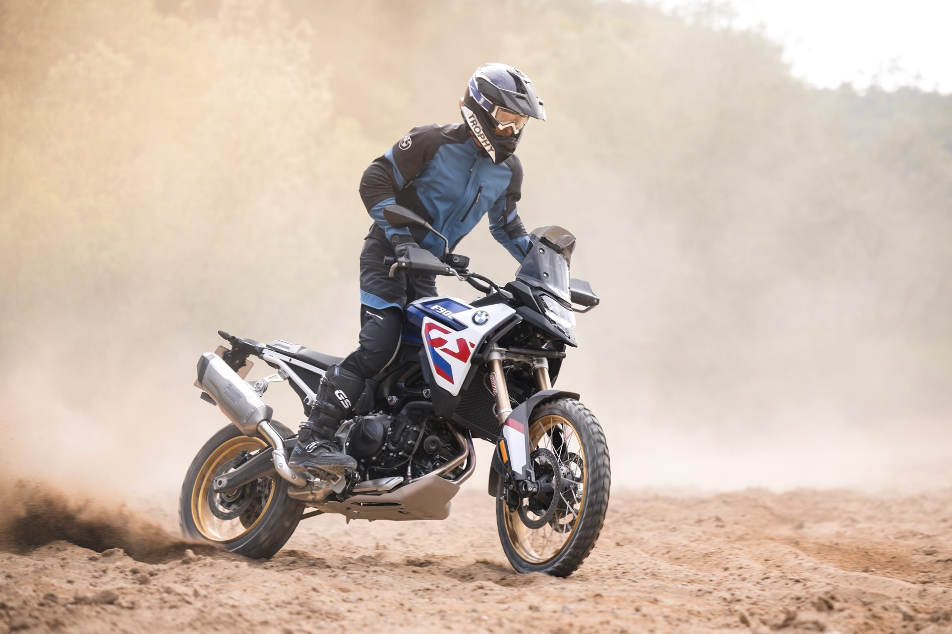 รูปภาพ บีเอ็มดับเบิลยู BMW F 900 GS Trophy ปี 2024