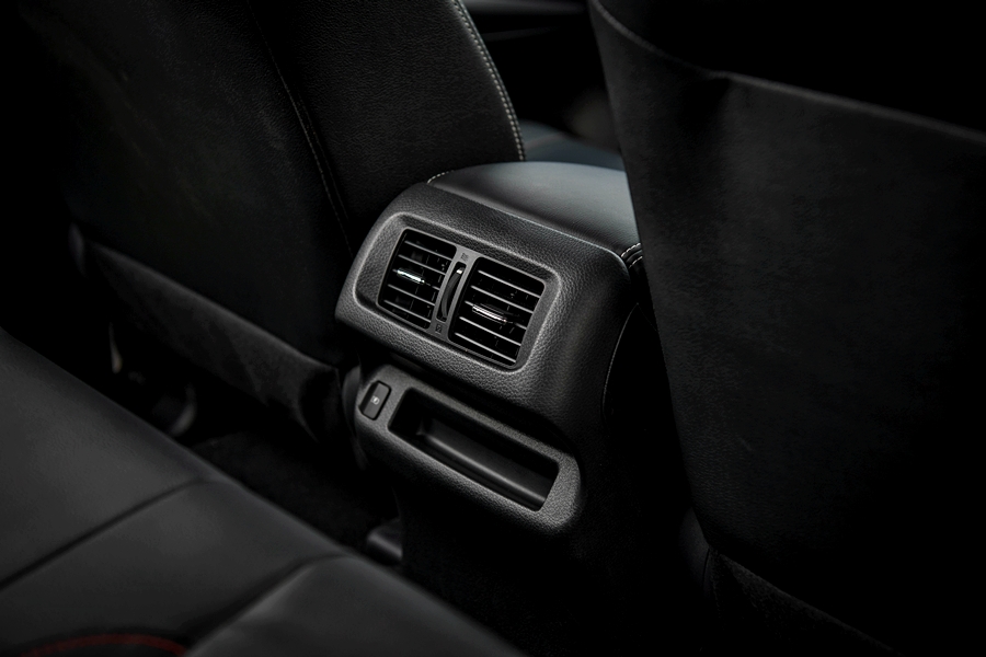 รูปภาพ นิสสัน Nissan Navara Double Cab Calibre E 7AT ปี 2022