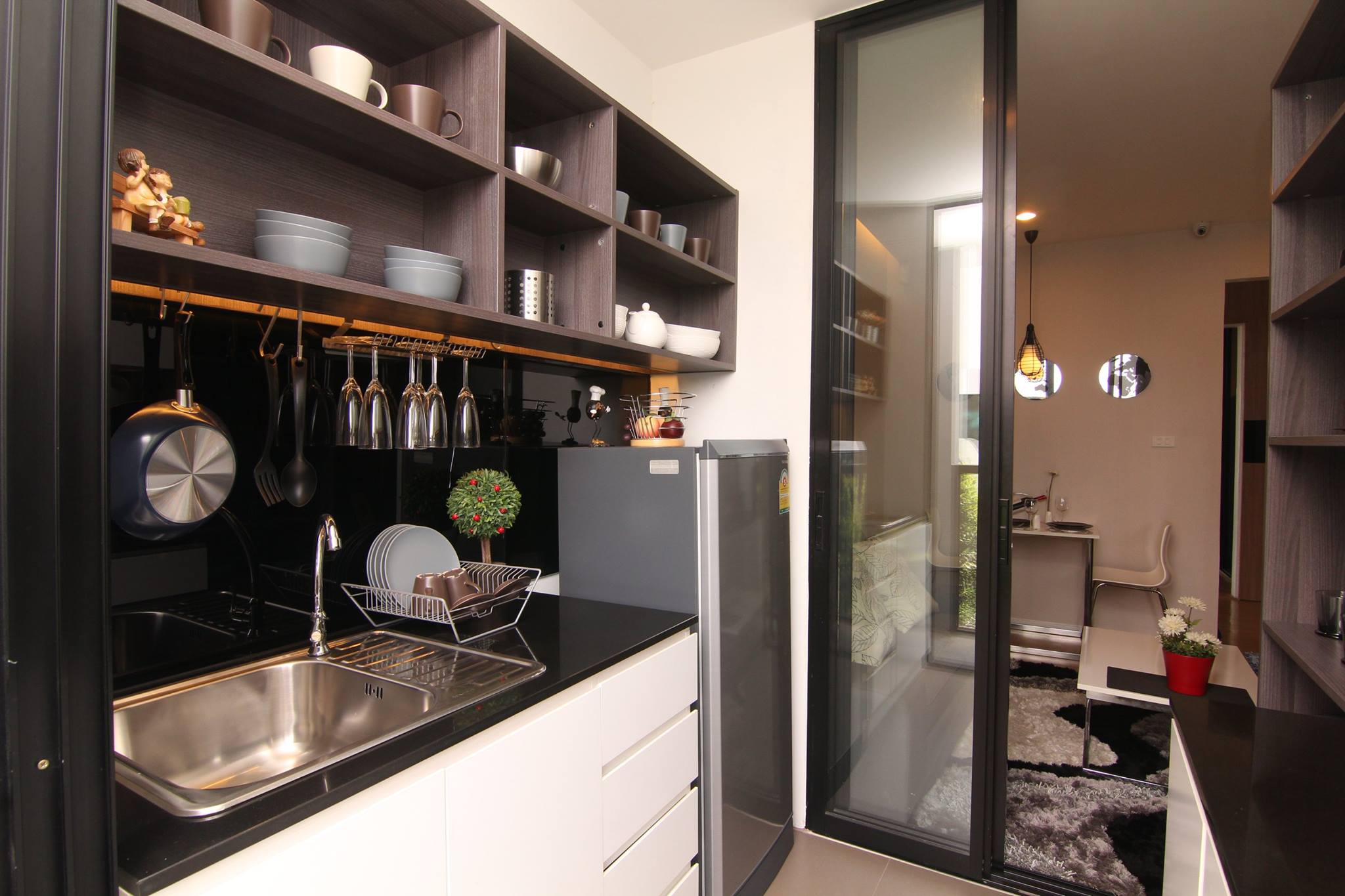 รูปภาพ บียอนด์ บาย สายลมเย็น (Beyond By Sailomyen)