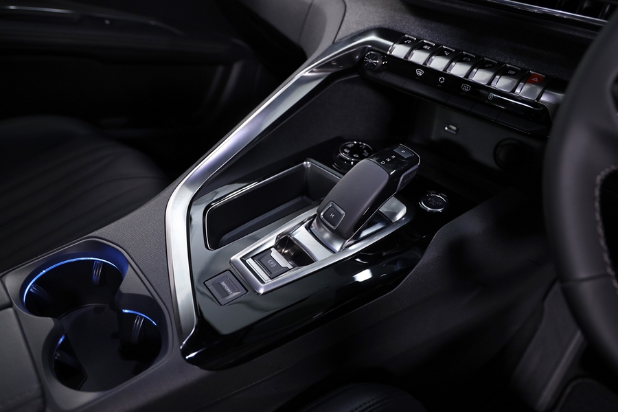 รูปภาพ เปอโยต์ Peugeot 3008 MY2022 ปี 2022