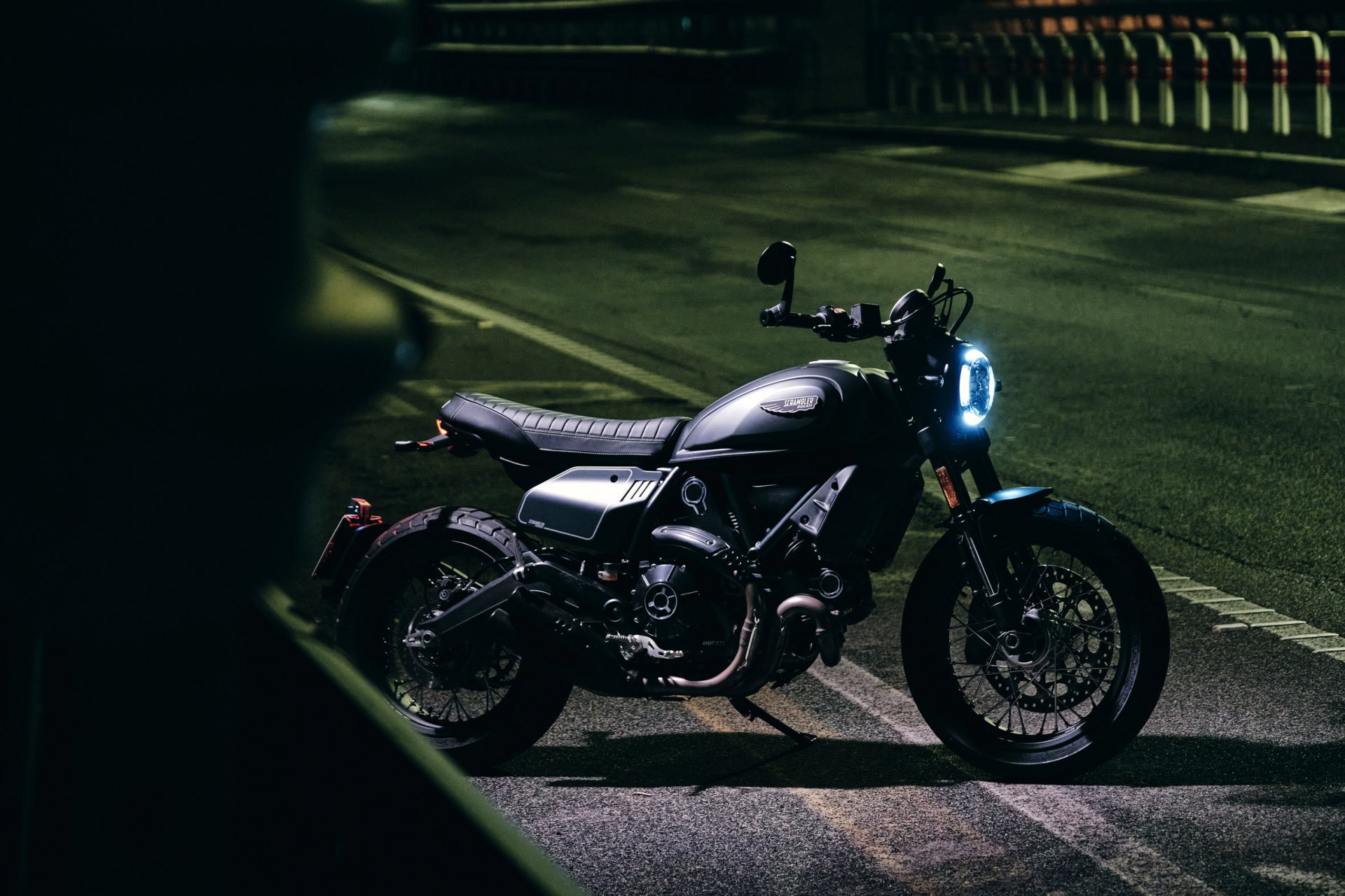 รูปภาพ ดูคาติ Ducati Scrambler Nightshift ปี 2021