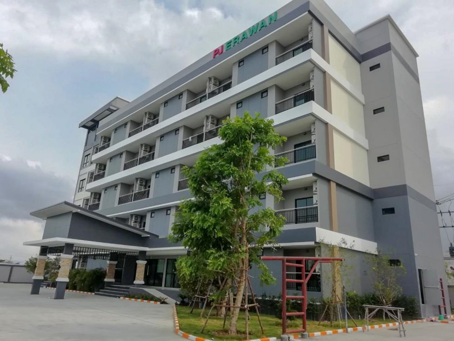 รูปภาพ พี.เจ. เอราวัณ คอนโด บางนา กม.39 (P.J. Erawan Condo Bangna km.39)