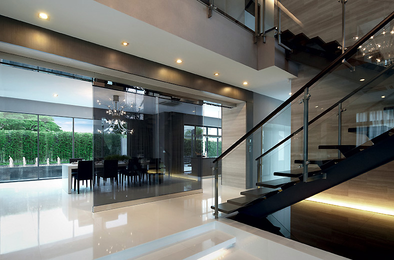 รูปภาพ ลดาวัลย์ เกษตร-นวมินทร์ (Ladawan Kaset-Nawamin)