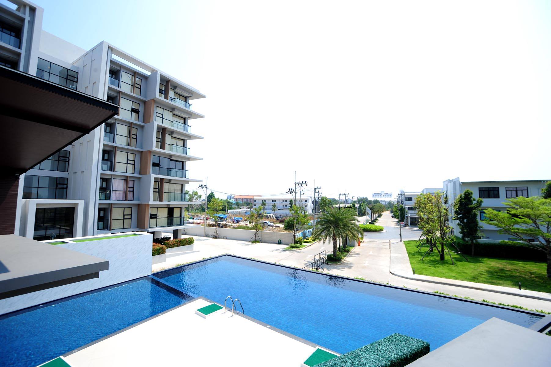 รูปภาพ บียอนด์ บาย สายลมเย็น (Beyond By Sailomyen)