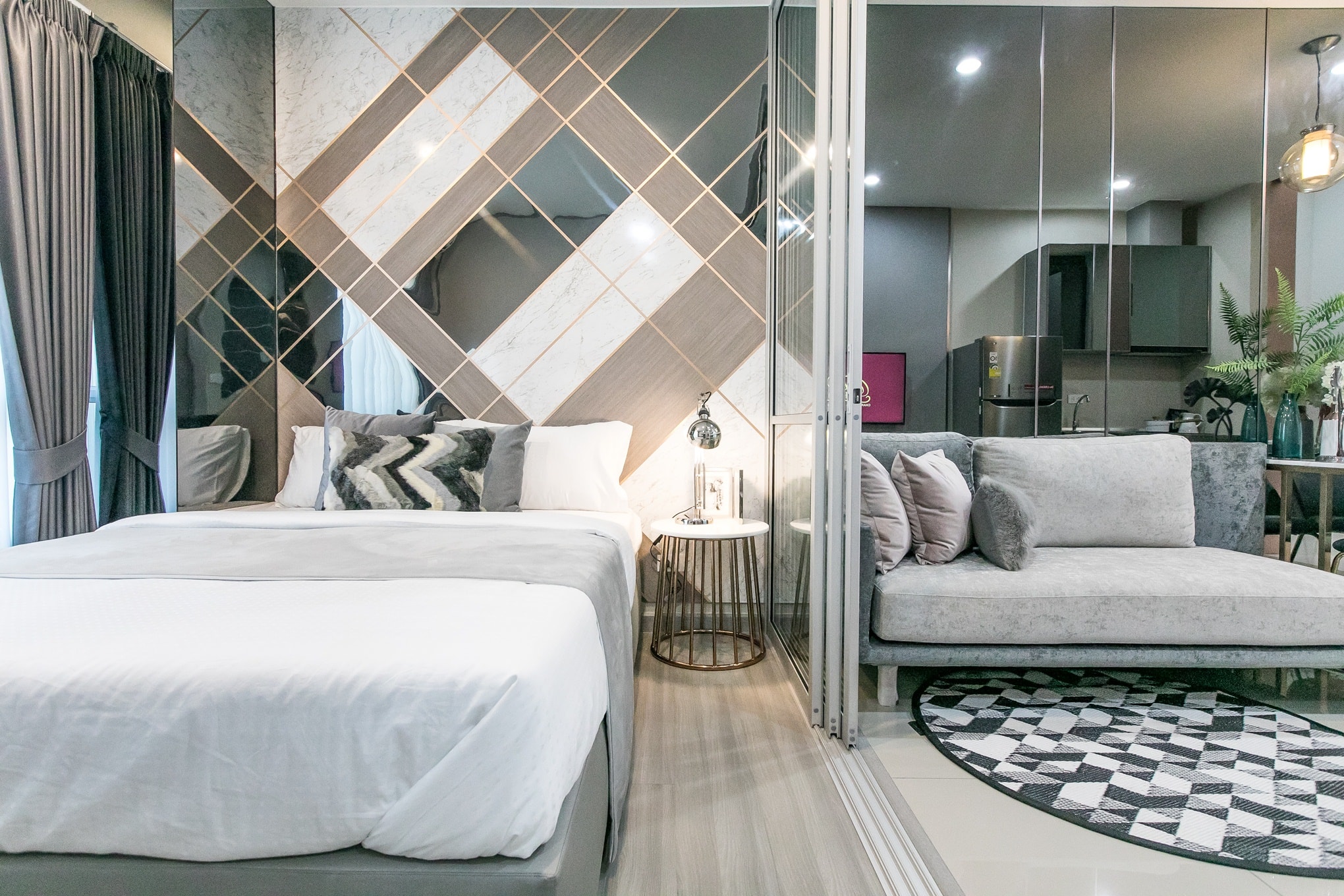 รูปภาพ เดอะ เพรสซิเดนท์ จรัญ-แยกไฟฉาย สเตชั่น (The President Charan-Yaek Fai Chai Station)