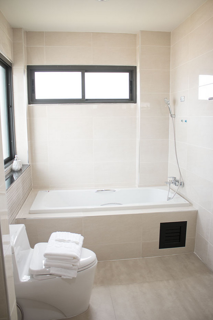 รูปภาพ ซื่อตรง พรีเมี่ยม พระราม 2 (Suetrong Premium Rama 2)