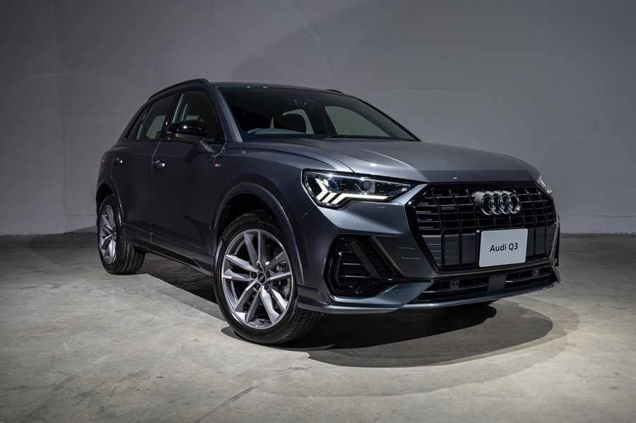 รูปภาพ อาวดี้ Audi Q3 40 TFSI quattro S Line Black Edition ปี 2021