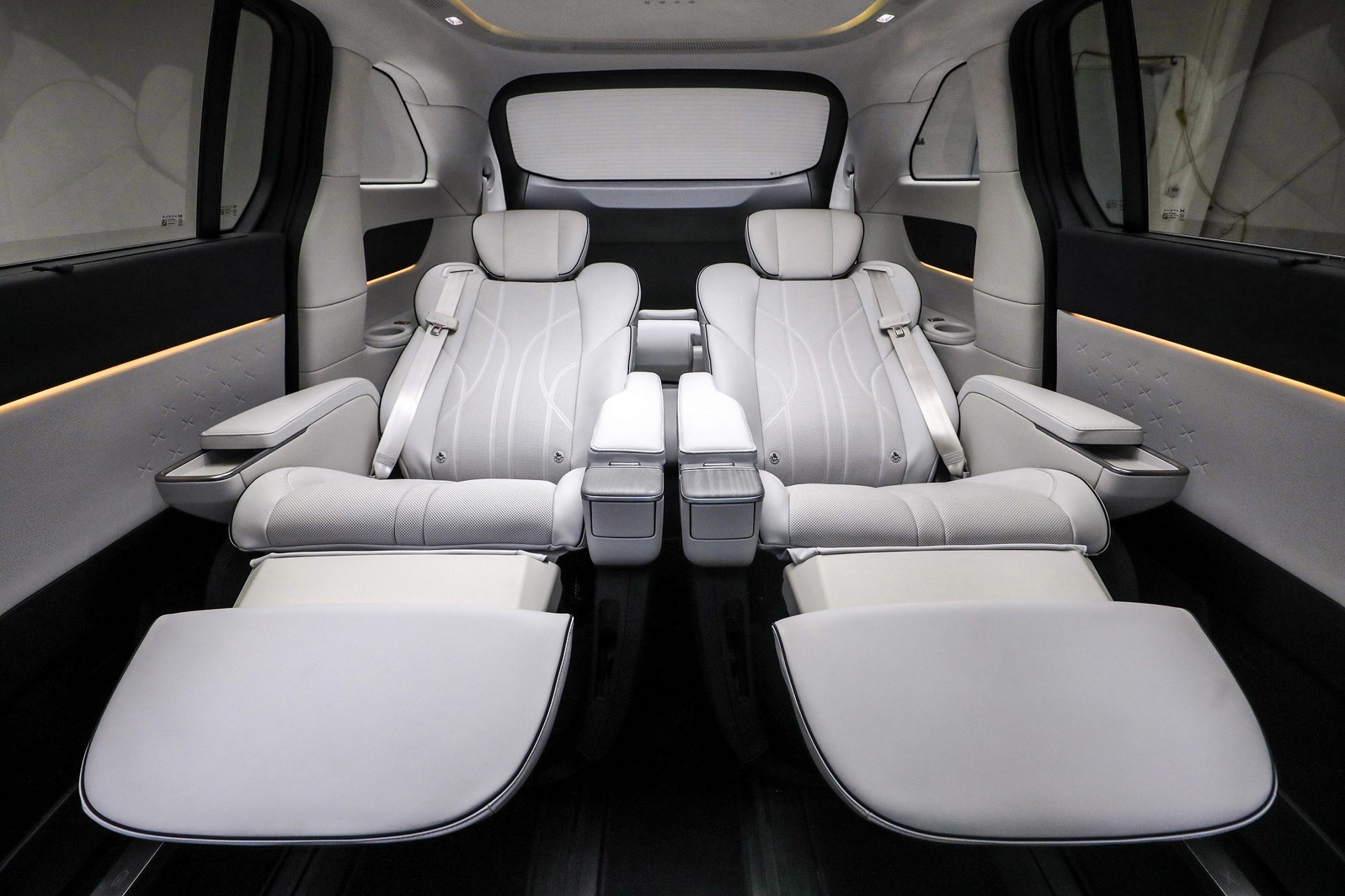 รูปภาพ เอ็กซ์เผิง Xpeng X9 Luxury ปี 2024