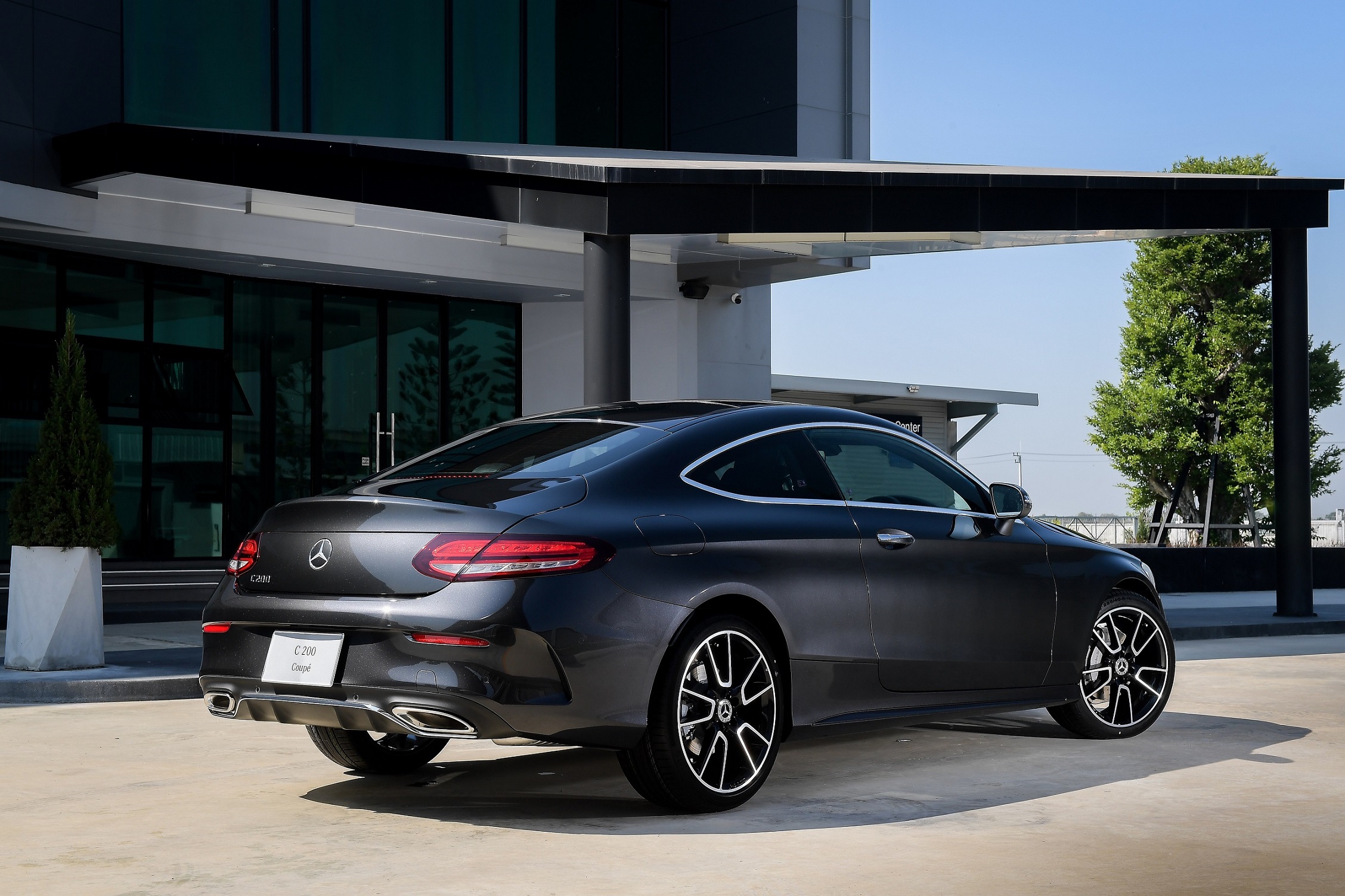 รูปภาพ เมอร์เซเดส-เบนซ์ Mercedes-benz C-Class C 200 Coupe AMG Dynamic ปี 2020