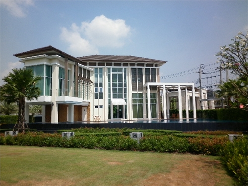 รูปภาพ เซนโทร อ่อนนุช-วงแหวน (Centro)