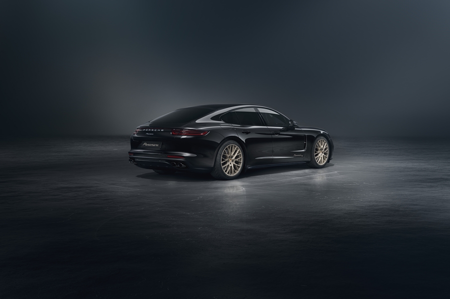 รูปภาพ ปอร์เช่ Porsche Panamera 4 E-Hybrid 10 Years Edition ปี 2020