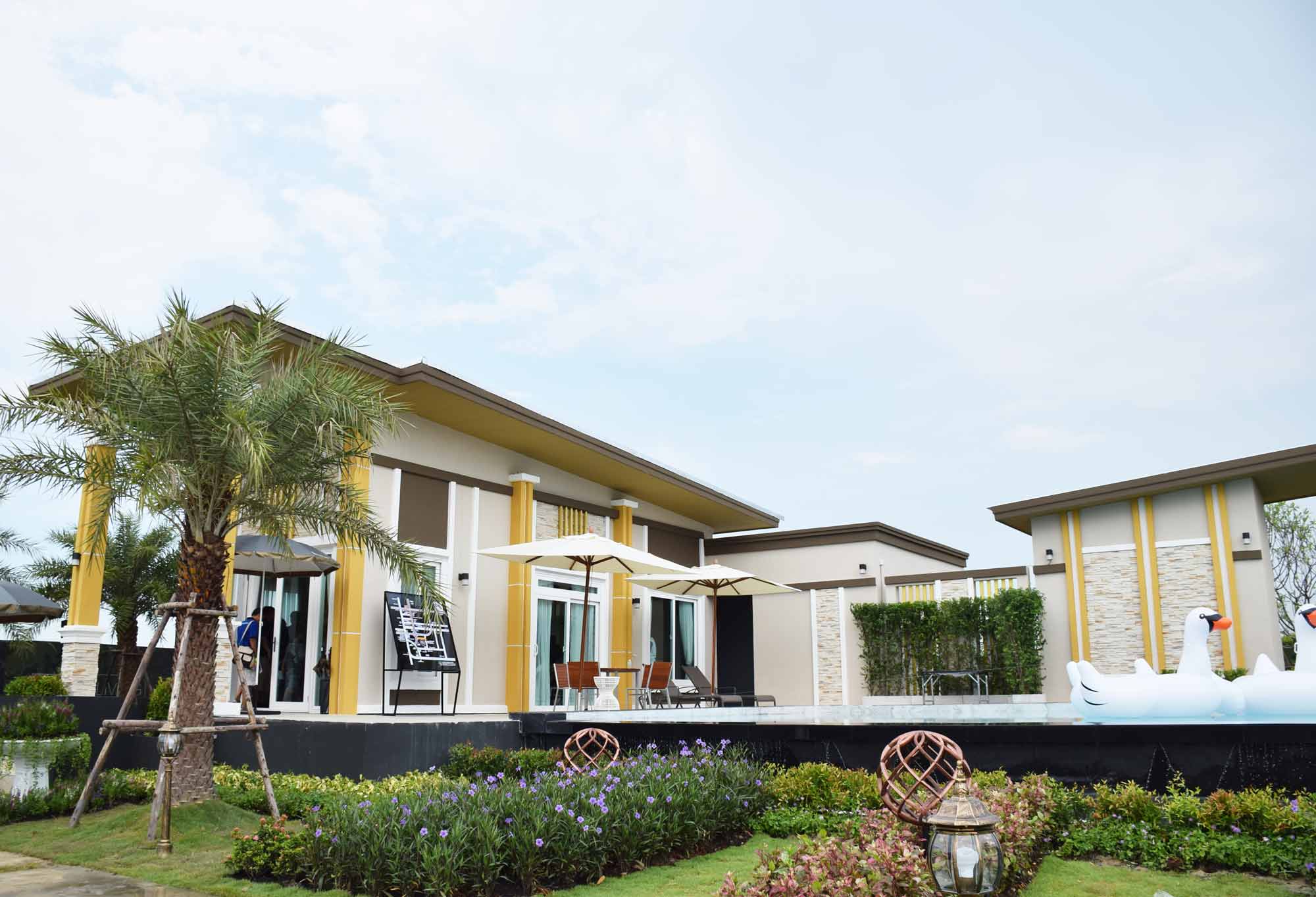 รูปภาพ โกลเด้น ทาวน์ ศรีนครินทร์-สุขุมวิท (Golden Town Srinakarin - Sukhumvit)