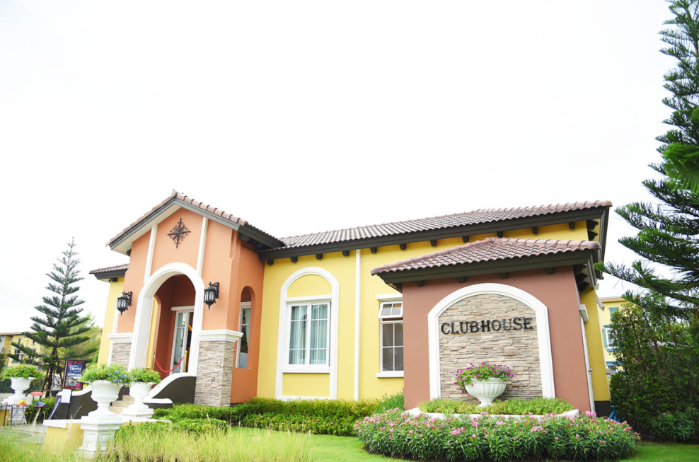 รูปภาพ โกลเด้น ทาวน์ รัตนาธิเบศร์-เวสต์เกต (Golden Town Rattanathibet-Westgate)