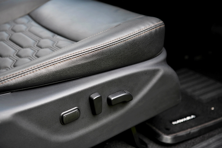 รูปภาพ นิสสัน Nissan Navara King Cab E 6MT ปี 2022